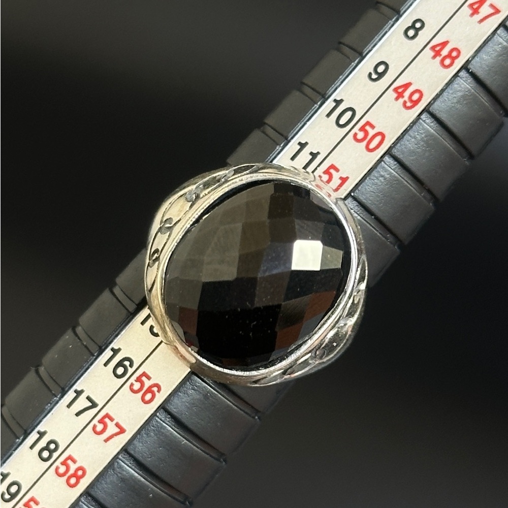 Faceted Black Onyx Ring - Size 6.5 - 925 Sterling Silver - Picture 3 of 12